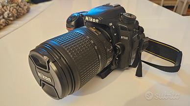 Kit completo nikon D7500 con obiettivi e accessori