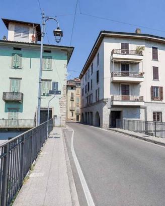 Loft / Open Space di 110 m² con 3 locali a Ponte S