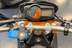 KTM 690 SMC-R DEPOTENZIATO A LIBRETTO 