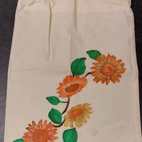Idea ! Sacchetto in cotone dipinto a mano.