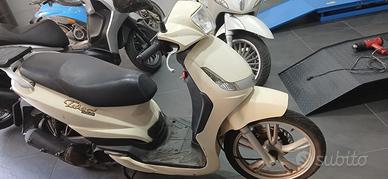 Peugeout Tweet 150