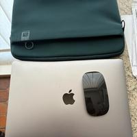 Mac Book Pro 13-inch