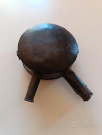 Antico fiasco porta polvere da sparo