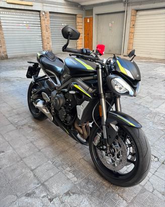 Street Triple 765 RS 2022 - 14.473km