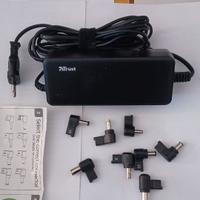 Alimentatore universale per pc laptop