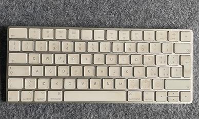 APPLE  MAGIC KEYBOARD 2