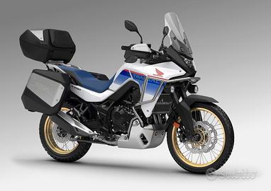 Honda XL 750 Transalp TRAVEL EDITION NUOVA!
