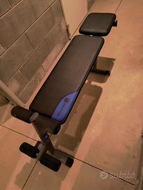 Panca addominali regolabile Domyos – stabile e rob