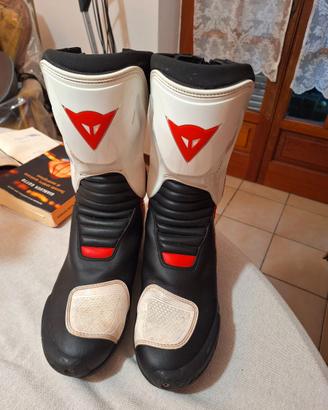 Scarponi da moto dainese nexus out