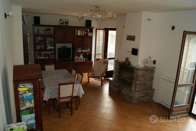 Semindipendente 480mq + giardino, no agenzie