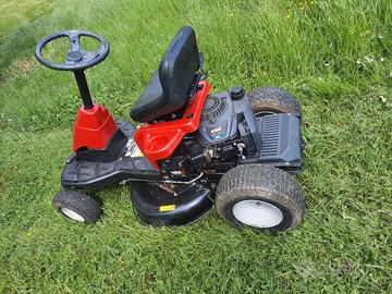 trattorino tagliaerba 