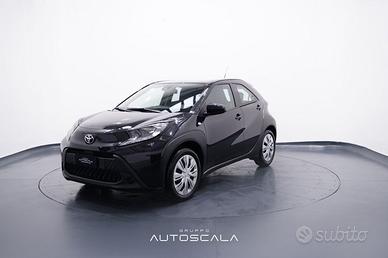 TOYOTA Aygo X 1.0 VVT-i 72cv S-CVT 5 porte Activ