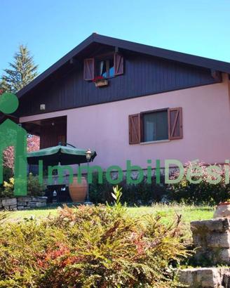 Villa di 239 m² con più di 5 locali a Pignola