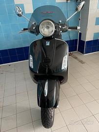 Vespa granturismo 200cc