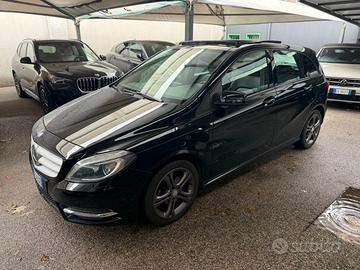 MERCEDES-BENZ B 180 CDI Executive "Tetto panoram