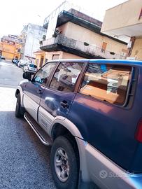 i Nissan terraneo 2 