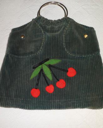Ampia borsa per bimba.