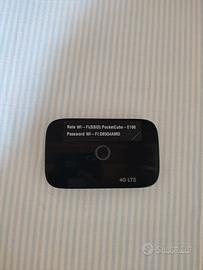Huawei PocketCube 4G LTE – Mobile Wi-Fi Router
