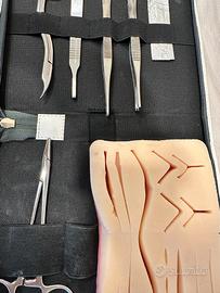 Kit chirurgia attrezzi per suture medici