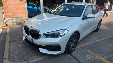 Bmw 116 116d 5p. Business Advantage