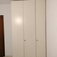 Armadio 3 ante colore bianco panna a chi lo ritira