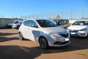 Lancia Ypsilon 1.2 69cv 5 porte GPL Ecochic Mya
