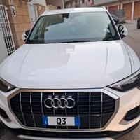AUDI Q3 BUSINNES ADVANCE 