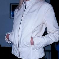 Giacca  donna. vera pelle. vintage. bianco.