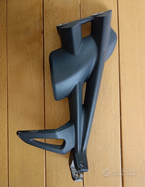 Staffa pedana posteriore - Triumph Street Triple