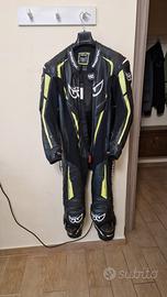 Tuta berik nera e fluo