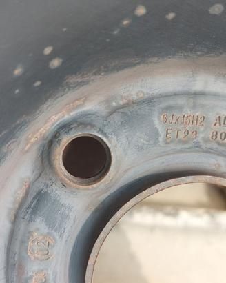 4 cerchi in ferro misura 6Jx15H2 ET28 per Citroen