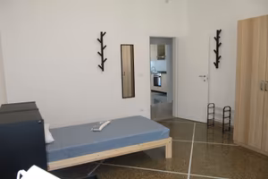 TRILOCALE A 2 STUDENTESSE/LAVORATRICI SARAGOZZA