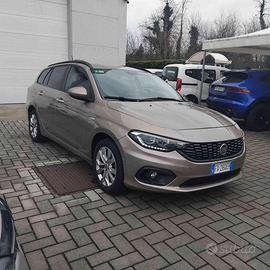 FIAT Tipo 1.6 Mjt S&S SW Lounge