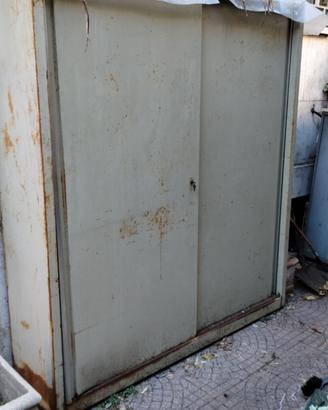 Armadio di Metallo - Gratis