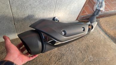 Scarico originale YAMAHA TMAX 560 20"-24" 