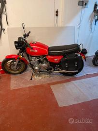 Moto Benelli 654 sport-touring