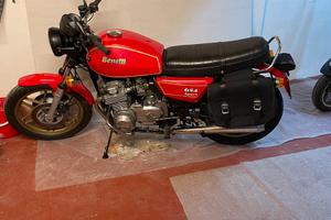 Moto Benelli 654 sport-touring