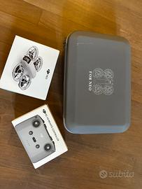 Drone DJI Neo con telecomando