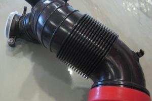 Tubo aspirazione superiore VW GOLF V 2.0 TDI 170