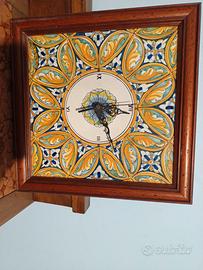 Orologio in ceramica di Caltagirone