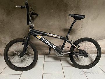 BMX Royal Bugatti Tornado