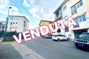 3 LOCALI A NAPOLI