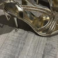 Scarpe con tacco