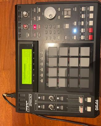 Akai MPC 2500