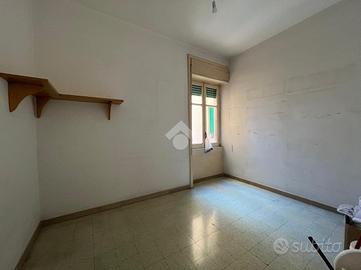 5 LOCALI A SALERNO