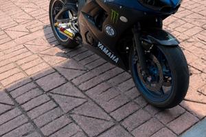 Yamaha r6