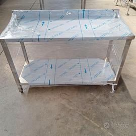 STIGLIATURA ARREDI INOX PER LABORATORI E CUCINE