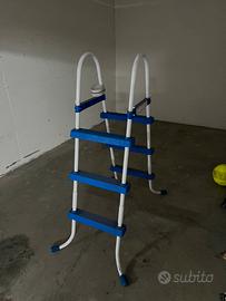 Scaletta per piscina fuori terra