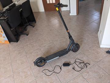 Monopattino elettrico Xiaomi pro 2