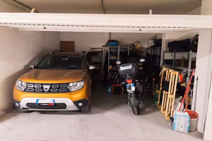 garage in piazza brucellaria Ex Montecatini